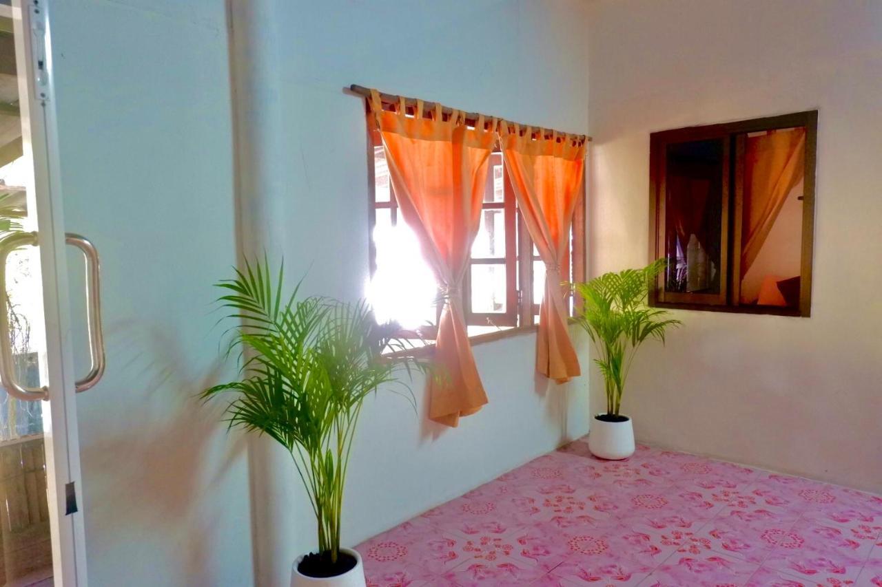 Lungkluay Homestay Ko Kut Exterior foto