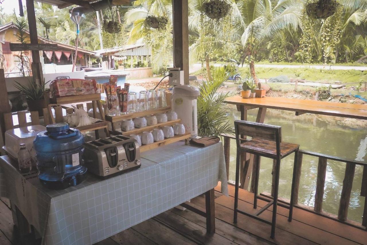 Lungkluay Homestay Ko Kut Exterior foto