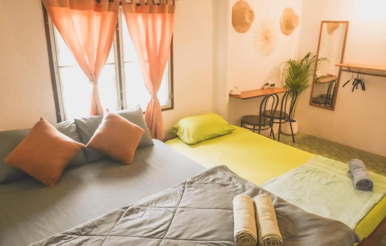 Lungkluay Homestay Ko Kut Exterior foto