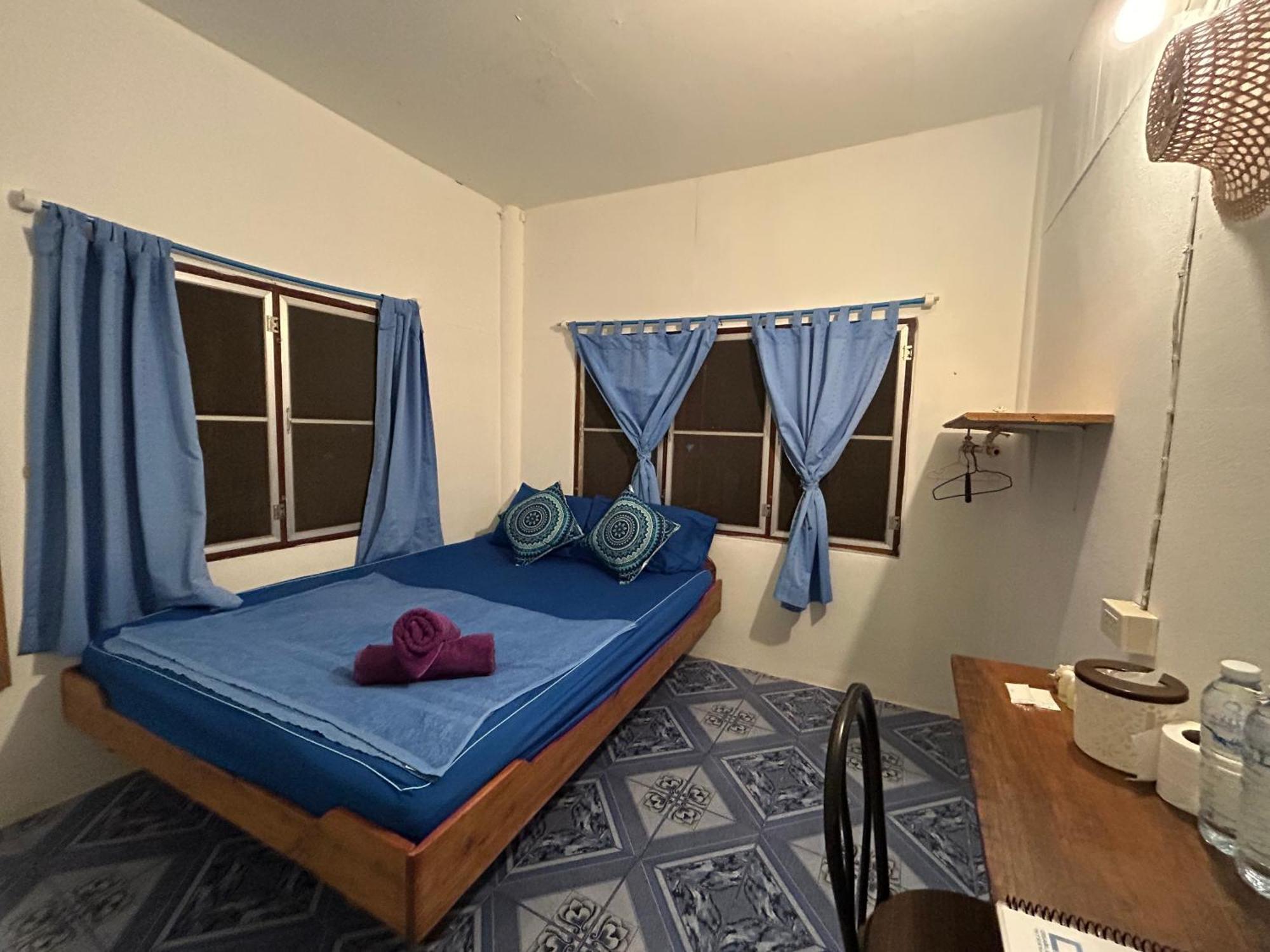 Lungkluay Homestay Ko Kut Exterior foto