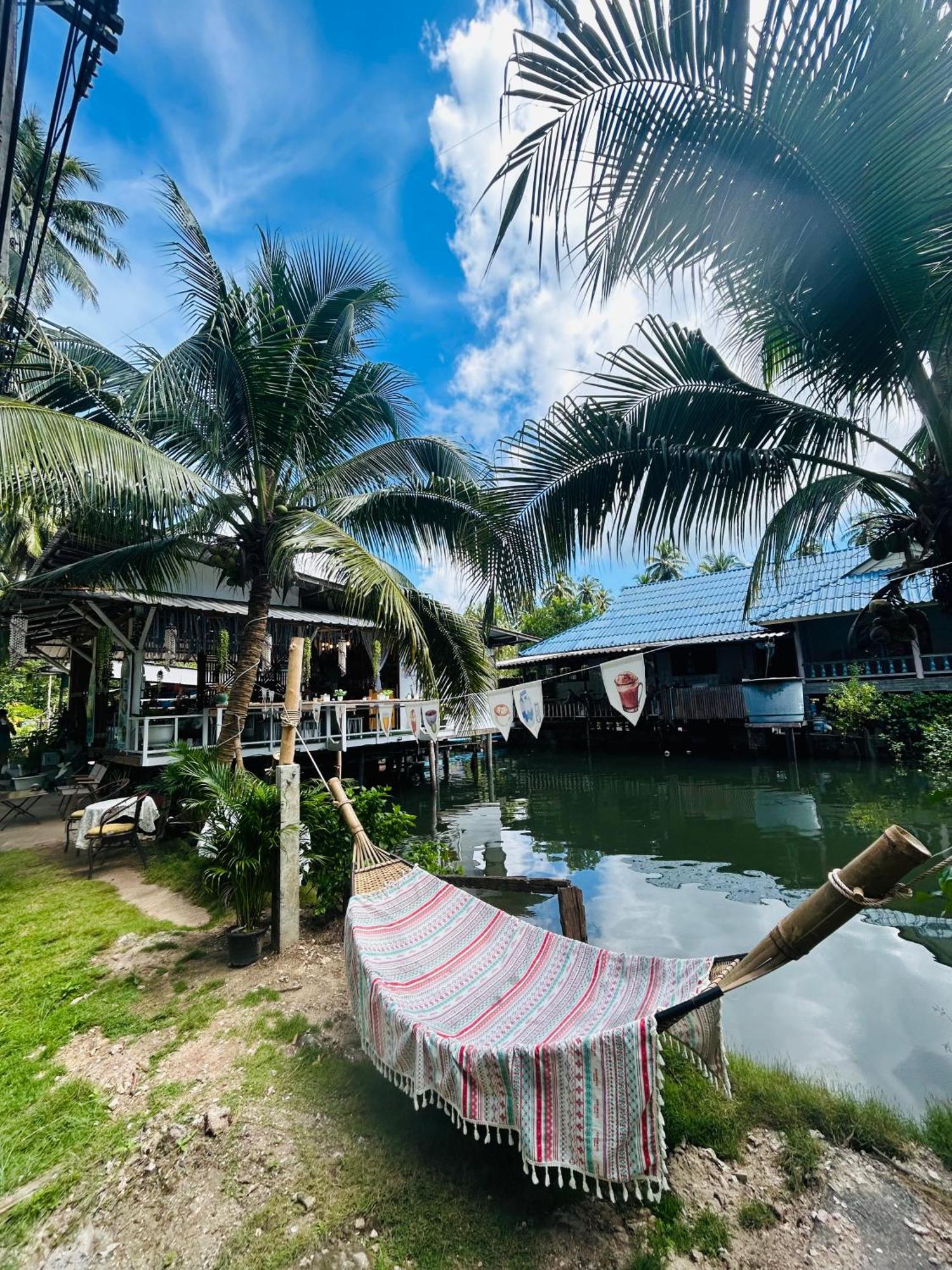 Lungkluay Homestay Ko Kut Exterior foto